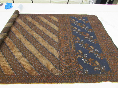  <em>Slendang</em>. Batik cotton, 41 5/16 x 80 11/16 in. (105 x 205 cm). Brooklyn Museum, Brooklyn Museum Collection, X298. Creative Commons-BY (Photo: , CUR.X298.jpg)