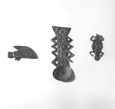 Akan. <em>Spoon</em>, late 19th-early 20th century. Copper alloy, 4 1/2 in.  (11.4 cm). Brooklyn Museum, Brooklyn Museum Collection, X650.1. Creative Commons-BY (Photo: , CUR.X650.1_X650.2_X650.3_print_bw.jpg)