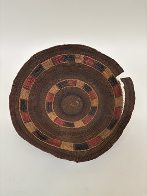 Tlingit. <em>Twined Bowl-shaped Basket with False Embroidery</em>, early 20th century. Spruce root, grass, dye, 11 x 11in. (28 x 28cm). Brooklyn Museum, Brooklyn Museum Collection, X854.16. Creative Commons-BY (Photo: Brooklyn Museum, CUR.X854.16_top.JPEG)