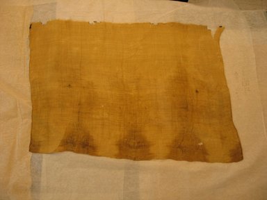 Coptic ?. <em>Textile</em>. Flax, 26 1/2 × 36 in. (67.3 × 91.4 cm). Brooklyn Museum, Brooklyn Museum Collection, X928. Creative Commons-BY (Photo: Brooklyn Museum, CUR.X928_view1.jpg)
