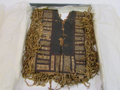 Samoan. <em>Poncho (Tiputa)</em>, mid 19th century. Barkcloth, pigment, 26 x 23 in. (66 x 58.4 cm). Brooklyn Museum, Brooklyn Museum Collection, X977. Creative Commons-BY (Photo: , CUR.X977_overall.jpg)