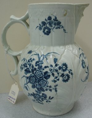 Worcester Royal Porcelain Co. (founded 1751). <em>Jug</em>, ca. 1775. Porcelain, 8 1/2 x 7 1/4 x 6 in. (21.6 x 18.4 x 15.3 cm). Brooklyn Museum, Gift of the Estate of Harold S. Keller, 1999.152.260. Creative Commons-BY (Photo: Brooklyn Museum, CUR1999.152.260.jpg)