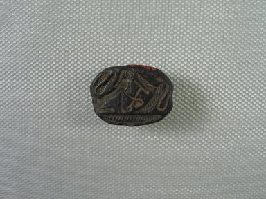  <em>Scarab</em>. Steatite, 3/8 x 11/16 x 15/16 in. (1 x 1.8 x 2.4 cm). Brooklyn Museum, Gift of Theodora Wilbour from the collection of her father, Charles Edwin Wilbour, 35.1160. Creative Commons-BY (Photo: Brooklyn Museum, CUR_35.1160_view05.jpg)