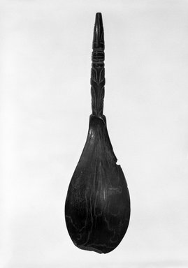 Canadian Inuit. <em>Spoon</em>, 1901-1933. Mountain goat horn, 20.3 x 5.6 cm / 8 x 2 1/4 in. Brooklyn Museum, Brooklyn Museum Collection, X844.10. Creative Commons-BY (Photo: Brooklyn Museum, X844.10_bw.jpg)