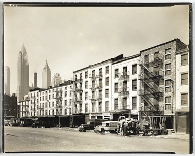 Berenice Abbott (American, 1898-1991). <em>South Street, # 151 to 160, Manhattan</em>, April 1, 1937. Gelatin silver print, sheet: 8 x 10 in. (20.3 x 25.4 cm). Brooklyn Museum, Brooklyn Museum Collection, X858.62 (Photo: , X858.62_PS9.jpg)
