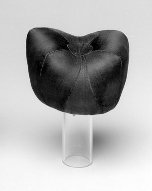  <em>Head Piece (Jokduri)</em>. Slipper satin, cotton, thread, Highest point: 3 1/2 in.  (8.9 cm). Brooklyn Museum, Brooklyn Museum Collection, X682.12. Creative Commons-BY (Photo: Brooklyn Museum, x682.12_bw.jpg)