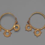 Pair of Earrings with Three Wheel Ornaments