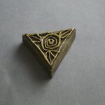 Triangular Gold Weight Box with Lid
