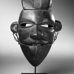 Elu Mask with Hinged Jaw