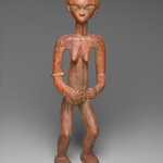 Standing Female Figure (Gheonga)