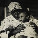 [Untitled] (Woman with Child, Tennessee)