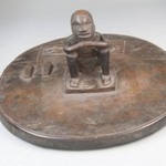 Pot Lid with Seated Male Figure (Taampha)