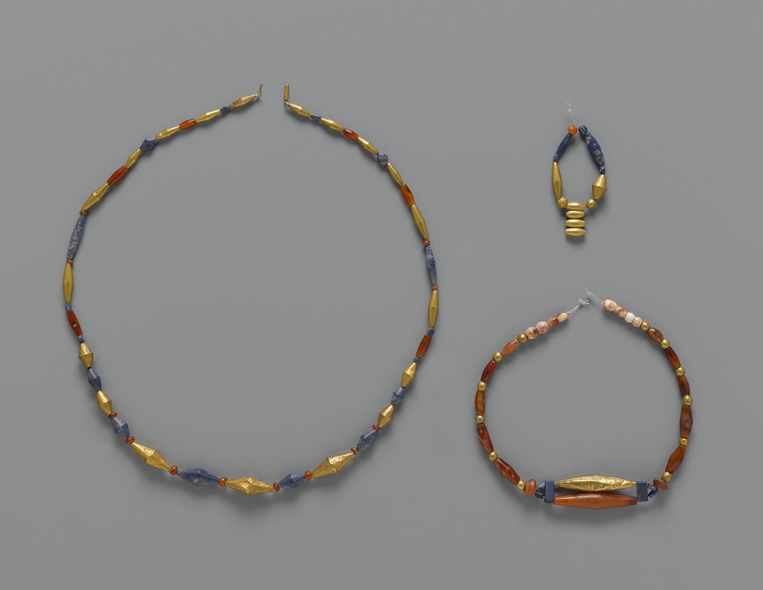 Beautiful Lapislazuli Necklace from Afghanistan - 10 Strings