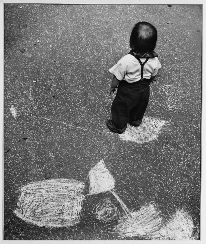 Paul Weller (American, 1912-2000). <em>Child Artist</em>, early to mid-20th century. Chlorobromide print Brooklyn Museum, Gift of the artist, 50.49.1. © artist or artist's estate (Photo: Brooklyn Museum, 50.49.1_acetate_bw.jpg)