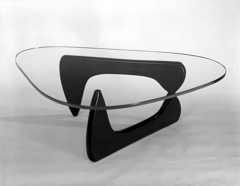 Isamu Noguchi (American, 1904–1988). <em>Lounge Table</em>, Designed 1944; Manufactured 1945. Glass, walnut, Overall: 15 3/4 x 50 x 36 in.  (40.0 x 127.0 x 91.4 cm);. Brooklyn Museum, Gift of Mr. and Mrs. H. Lawrence Herring, 76.96a-c. © artist or artist's estate (Photo: Brooklyn Museum, 76.96_bw.jpg)