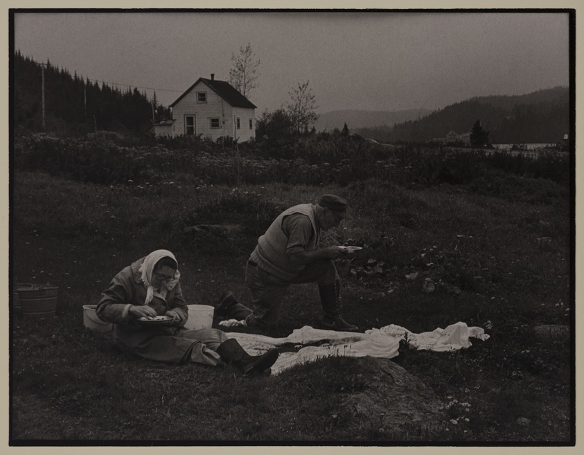 Victor Friedman (American, born 1930). <em>Cleaning Berries, Nova Scotia</em>, 1982. Gelatin silver print, image: 6 7/8 x 8 7/8 in. (17.5 x 22.5 cm). Brooklyn Museum, Gift of the artist, 83.76.3. © artist or artist's estate (Photo: Brooklyn Museum, 83.76.3_PS20.jpg)