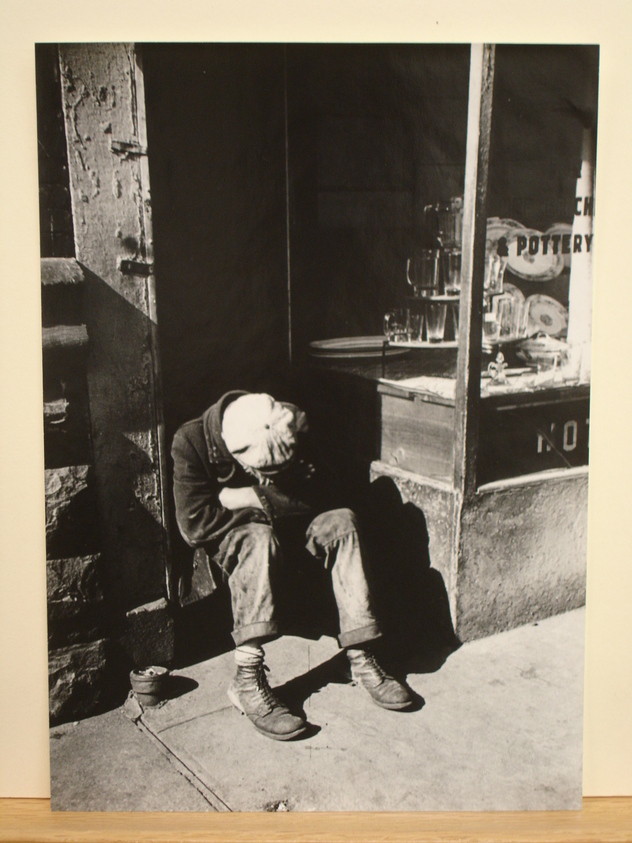 Richard A. Lyon (American, 1914–1994). <em>Derelict, The Bowery, NYC</em>, 1936. Gelatin silver print, image and sheet: 9 1/2 x  6 1/2 in. Brooklyn Museum, Gift of the artist, 82.9.5. © artist or artist's estate (Photo: Brooklyn Museum, CUR.82.9.5.jpg)